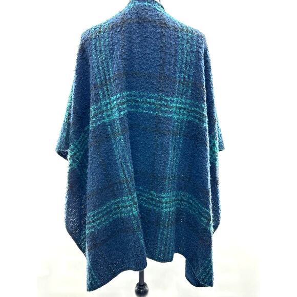 Woolrich Plaid Blanket Wrap Shawl Poncho Sweater O/S Classic Cabin Cozy - Picture 4 of 4